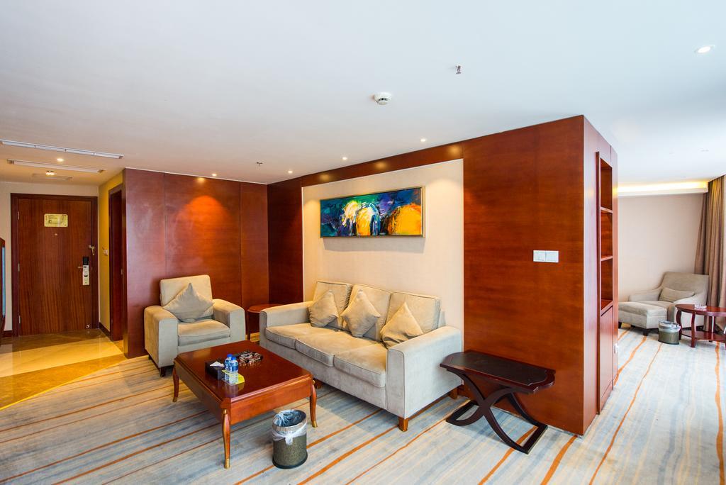 Vienna International Hotel - Expo Branch Shanghai Buitenkant foto