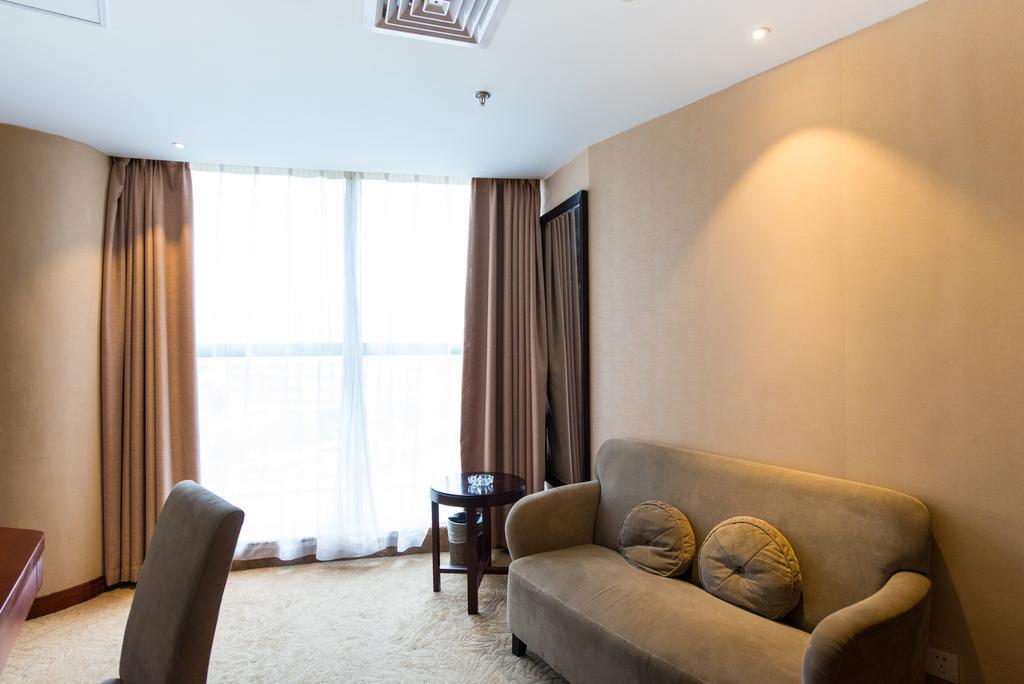 Vienna International Hotel - Expo Branch Shanghai Buitenkant foto